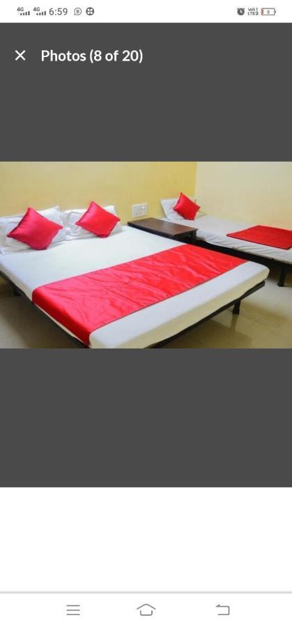 Sai Gaurav Palace Hotell Shirdi Exteriör bild